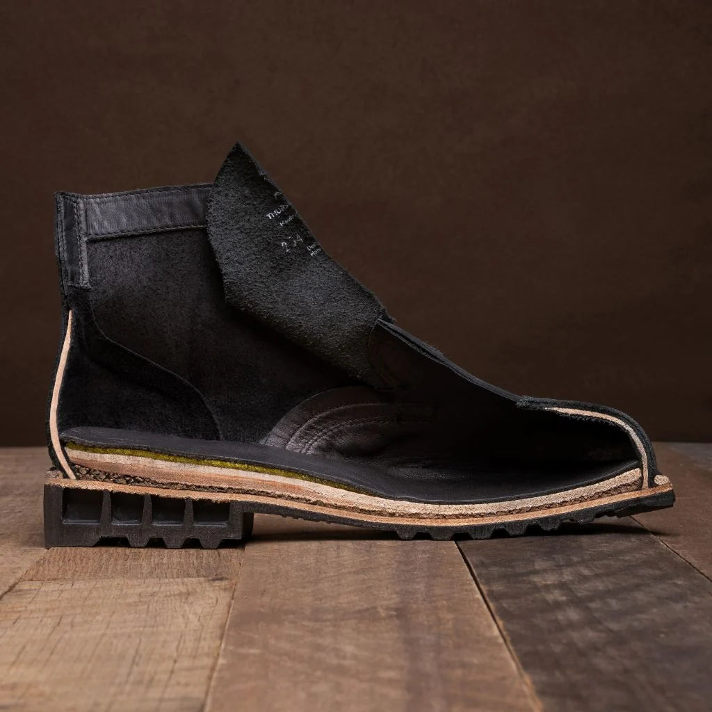 Heritage Captain StormKing® | Black Oil Tan