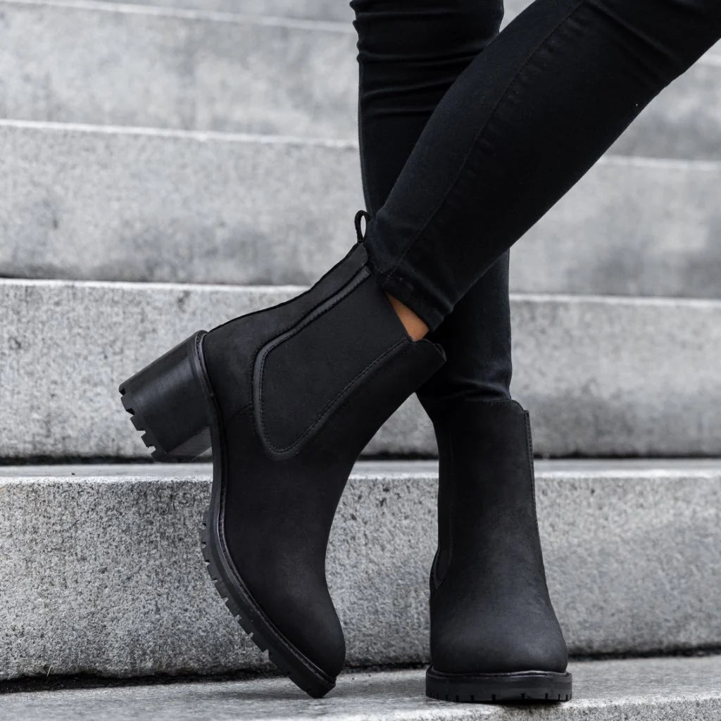 Knockout | Black Matte